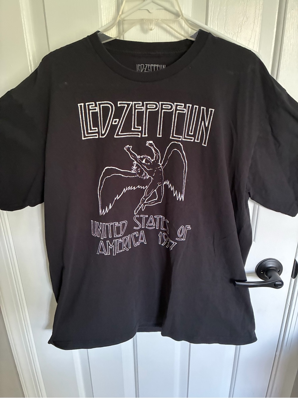 Led Zeppelin United States of America 1977 Black Graphic Band Tee XL